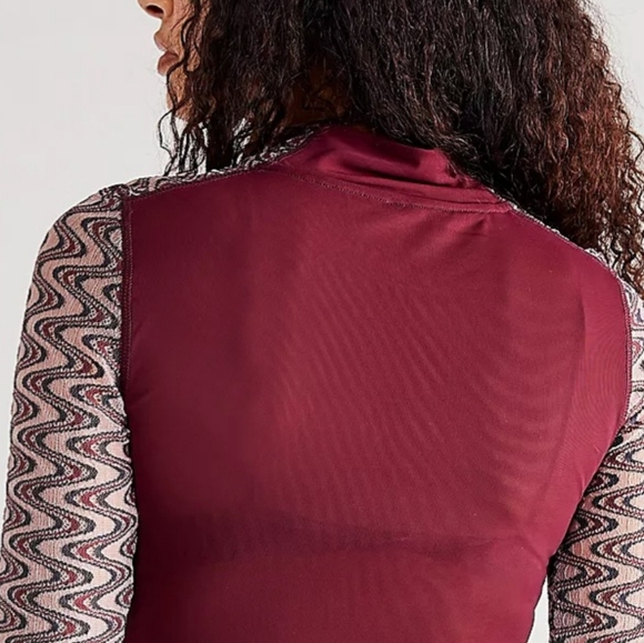 Free People Eve Top Knit Long Sleeve Silhouette Mock Neckline sz Large FP147 - Picture 6 of 6